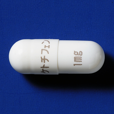 鼻炎ケトチフェンカプセル1mg「サワイ」 药品外观参考图